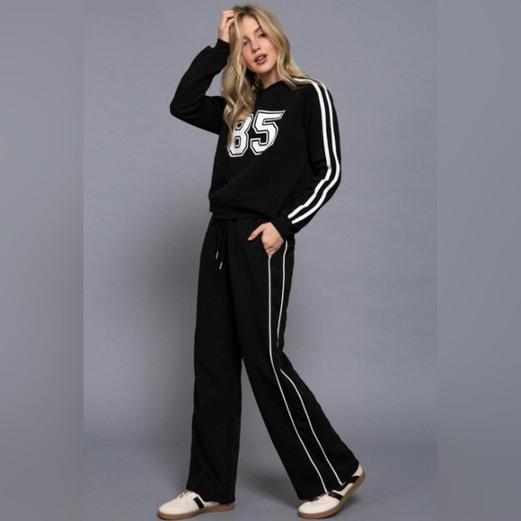 Active Basic Pants - Active Basic Black/White Line Detail 2pc Print Sweatshirt and Pants Set